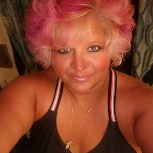 Meet your Posher, Laurie